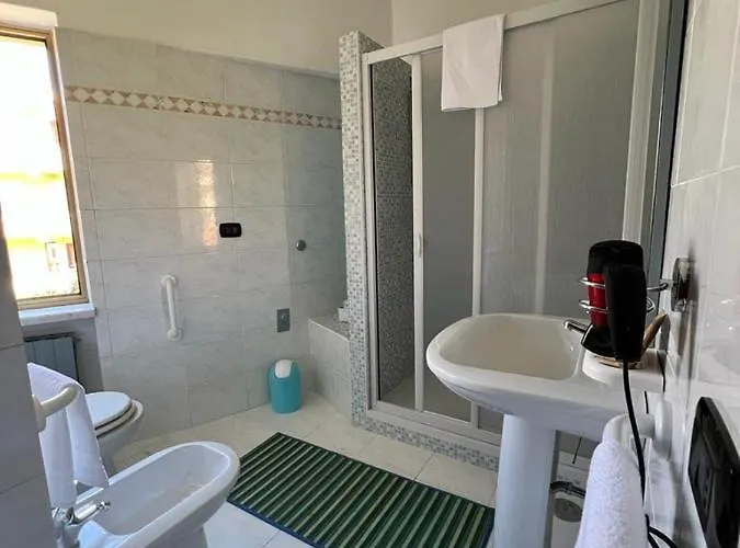 Ely Sea Bed & Breakfast 4*