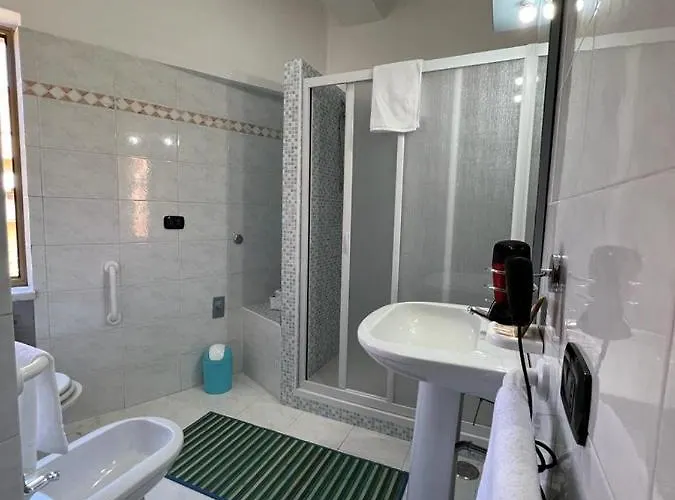 Ely Sea Bed & Breakfast 4*